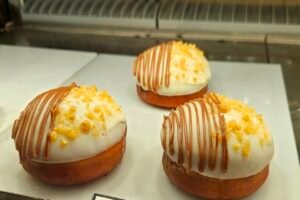 Almond Paraline Almond Paraline